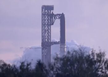 SpaceX, Starship roketini 14. test uçuşu için fırlattı