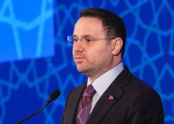 Bakan Gürlek: Gönüllü iade hukuki sorumluluğu ortadan kaldırmaz 3 Bakan Gürlek: Gönüllü iade hukuki sorumluluğu ortadan kaldırmaz