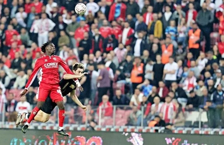 Amedspor, deplasmanda Samsunspor'u 2-1 yendi 1 Amedspor, deplasmanda Samsunspor’u 2-1 yendi