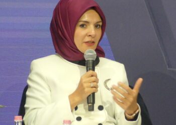 Bakan Göktaş’tan “fon” iddialarına sert rest: İspatlarsanız istifa ederim