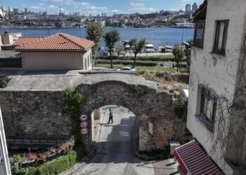 İstanbul’da 1800 yıldır hayata açılan Cibalikapı