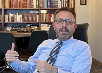 Fon skandalında ilk AK Partili gözaltında 7 Fon skandalında ilk AK Partili gözaltında