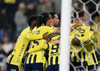 Fenerbahçe, Galatasaray derbisi öncesi moral buldu 4 Fenerbahçe, Galatasaray derbisi öncesi moral buldu