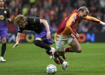 Barcelona’ya yenilen Galatasaray, “Devler Ligi”nde puanla tanışamadı