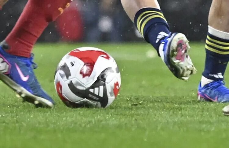 Galatasaray-Fenerbahçe rekabetinde 407. randevu 1 Galatasaray-Fenerbahçe rekabetinde 407. randevu