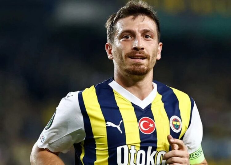 Cezası sona erdi, aylar sonra futbola dönüyor 1 Cezası sona erdi, aylar sonra futbola dönüyor