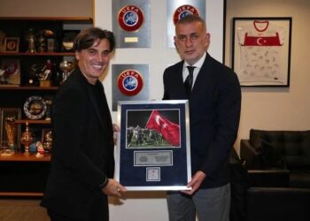 TFF’de Montella’nın yüzünü güldüren vedalaşma