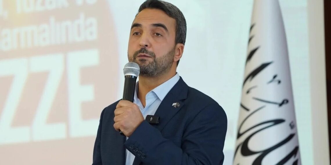 Anasayfa 67 Başörtüsü yasağını eleştiren Muhammed Emin Yıldırım gözaltına alındı