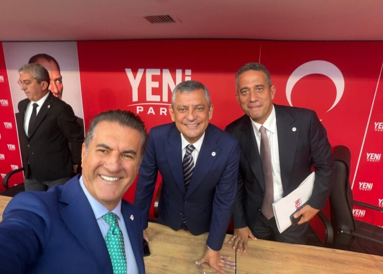 Mustafa Sarıgül Yeni Parti’den istifa etti