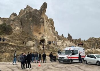 Peribacasından kopan parçaların altında kalan 2 kişi hayatını kaybetti 2 Peribacasından kopan parçaların altında kalan 2 kişi hayatını kaybetti
