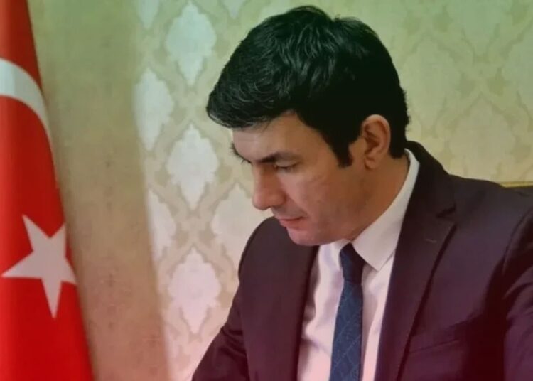 Afyonkarahisar Vali Yardımcısı silahla intihar etti