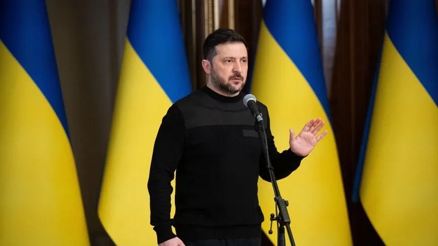 Anasayfa 65 Zelenskiy: Toprak meselesi sadece liderler düzeyinde görüşülebilecek kırmızı bir çizgidir